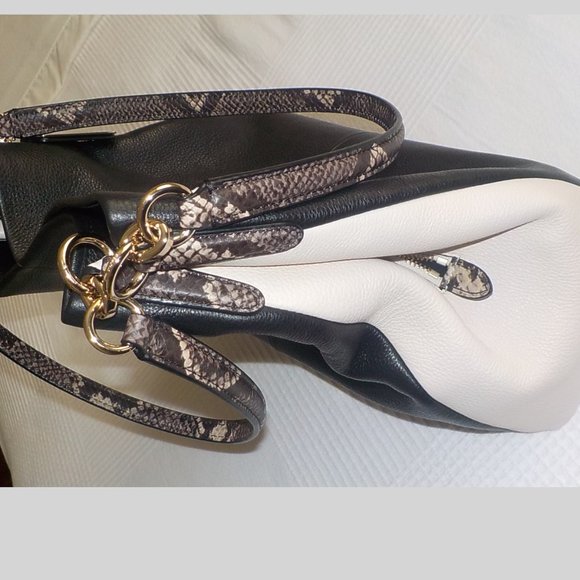 Coach Purse - Picture 3 of 4